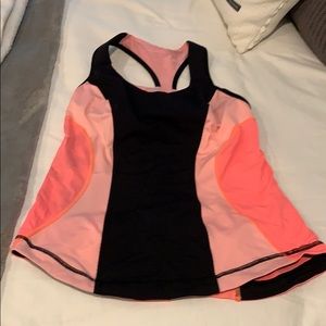 Lululemon tank with light built in bra